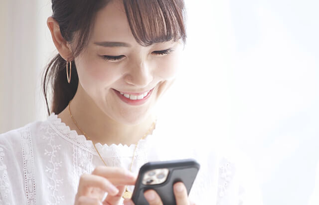 LINEで気軽に無料相談